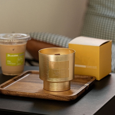 AROMA HOME कस्टम यूनिक प्राइवेट लेबल वुड विक लक्ज़री सोया वैक्स गोल्ड प्लेटेड मेटल जार कैंडल वैलेंटाइन डे गिफ्ट के लिए